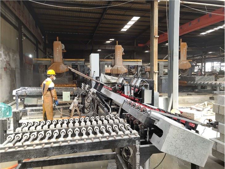 New Type Kerbstone Cutting Machine Full Production Line